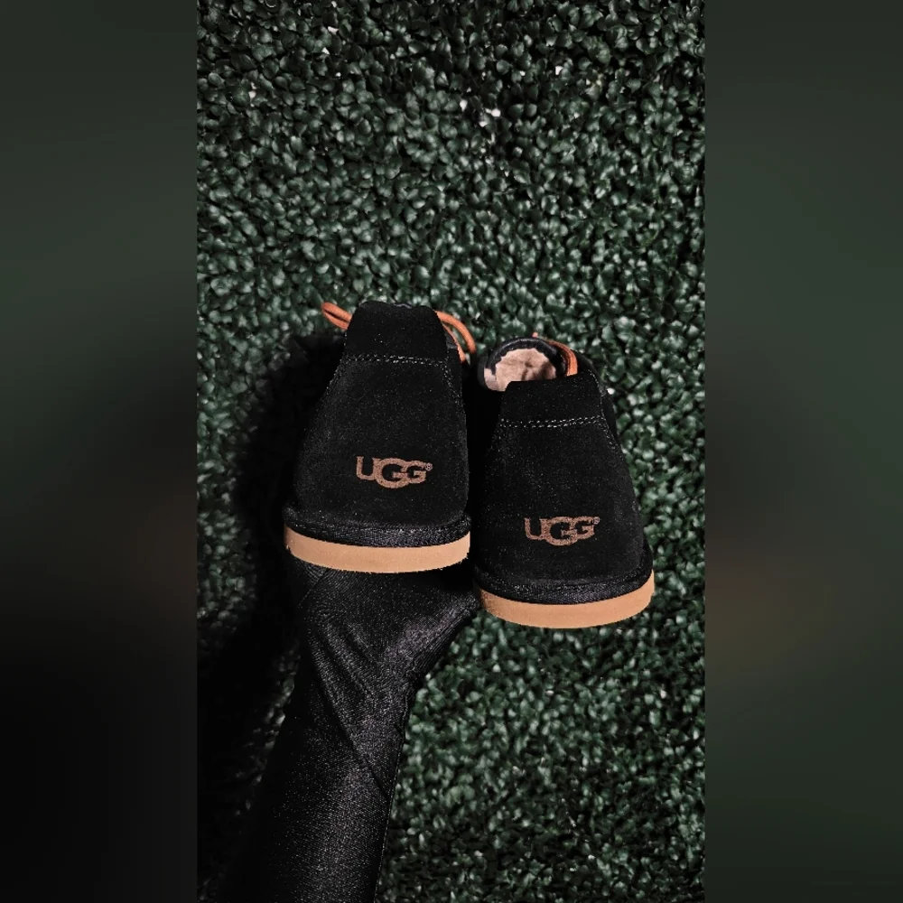 UGG Black Chukka Boots with Tan Laces - Picture 5 of 6